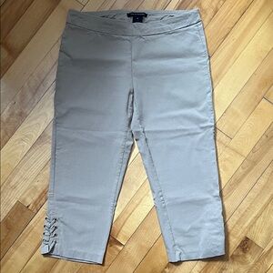 Zac & Rachel Beige Capri Pants with Lace-Up Hem